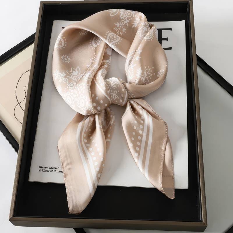 Foulard Carré – Perle Rosée Foulard Carré - Perle Rosée