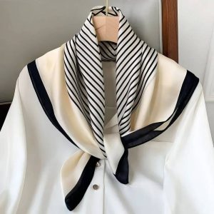 Foulard Carré – Rayures Chic