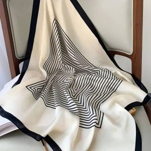 Foulard Carré – Rayures Chic