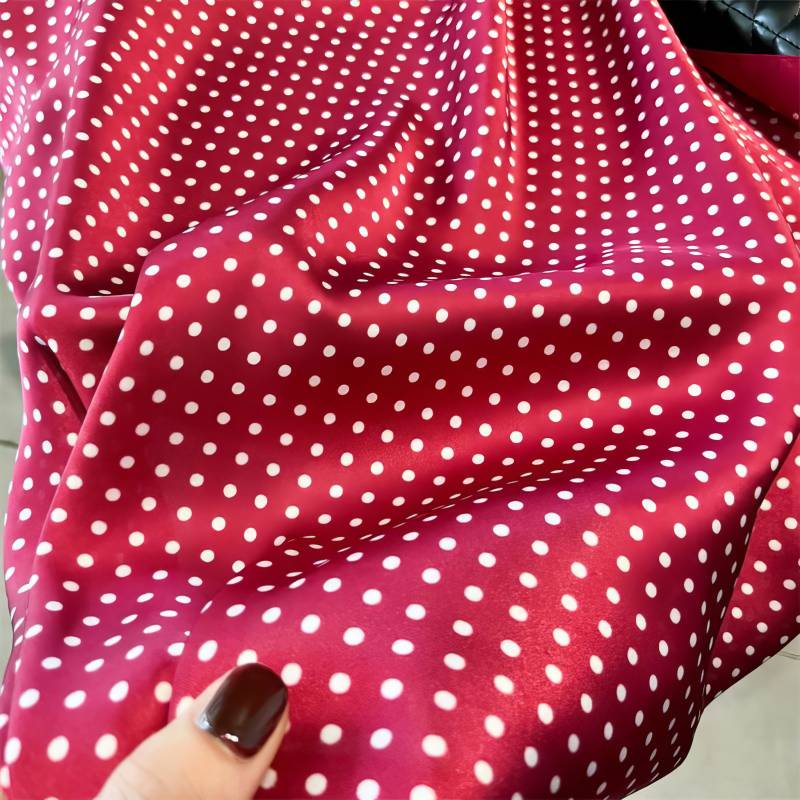 Foulard Carré – Pois Rouges Chic Rétro Foulard Carré - Pois Rouges Chic Rétro – Image 4