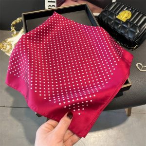 Foulard Carré – Pois Rouges Chic Rétro