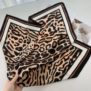 Foulard Carré – Diva Sauvage