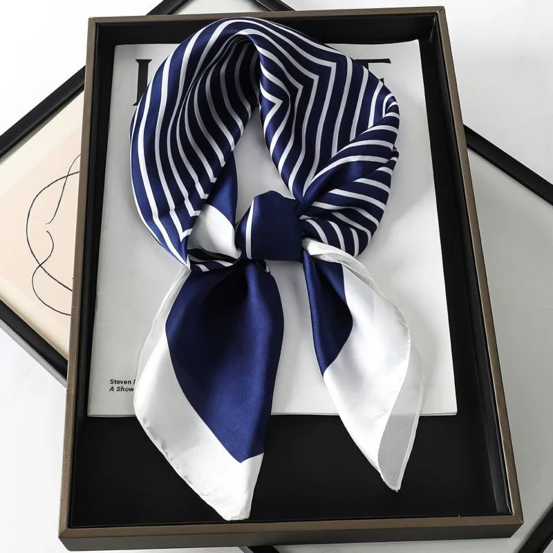 Foulard Carré – Marin Élégance Rayée Foulard Carré - Marin Élégance Rayée