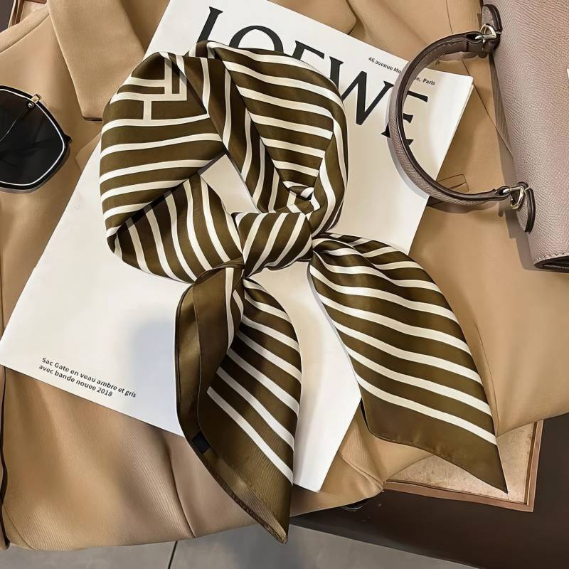 Foulard Carré – Olive Satinée Foulard Carré - Olive Satinée