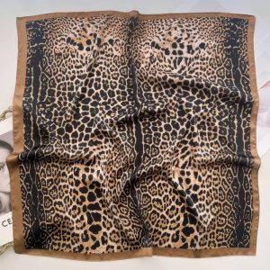 Foulard Léopard – Douceur Impériale