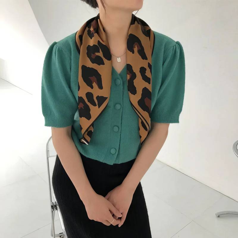 Foulard Léopard – Touche Sauvage Foulard Léopard - Touche Sauvage – Image 4