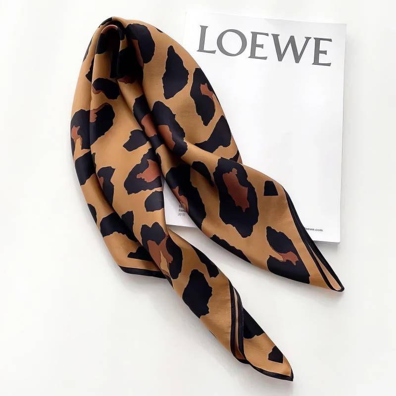 Foulard Léopard – Touche Sauvage Foulard Léopard - Touche Sauvage – Image 2