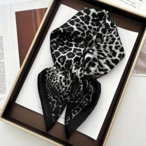 Foulard Léopard - Instinct Chic