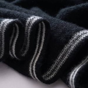 Écharpe Cachemire – Noire Élégance Intemporelle