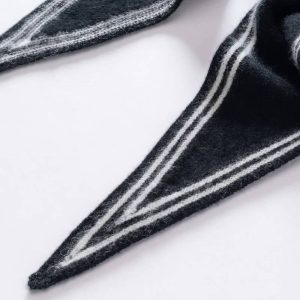Écharpe Cachemire – Noire Élégance Intemporelle Écharpe Cachemire – Noire Élégance Intemporelle