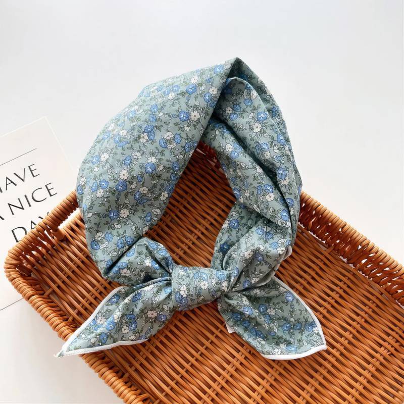Foulard en coton – Bleuets sauge Foulard en coton - Bleuets sauge