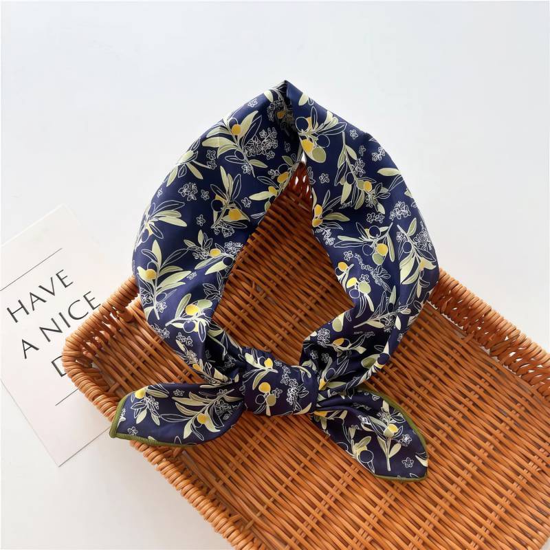 Foulard en coton – Oliviers bleu nuit Foulard en coton - Oliviers bleu nuit