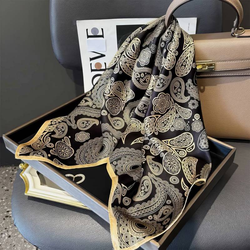 Foulard en soie – Arabesque Dorée Foulard en soie - Arabesque Dorée