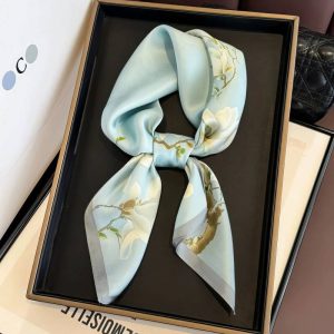 Foulard en soie - Brume de Magnolia