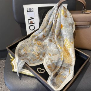 Foulard en soie - Jungle Dorée